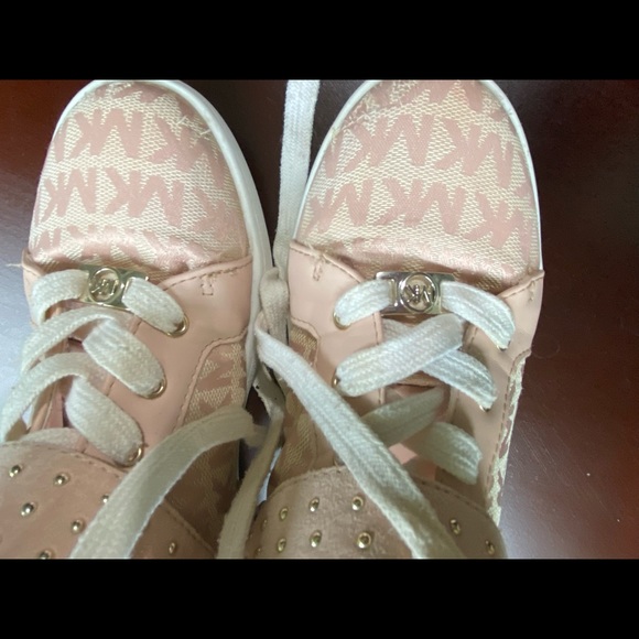 Michael Kors Girls hightop sneakers - Picture 2 of 5